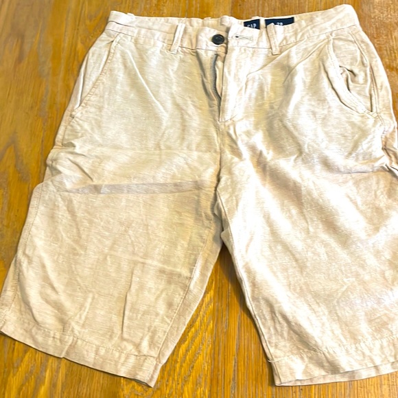 Gap Linen Shorts - Picture 1 of 3
